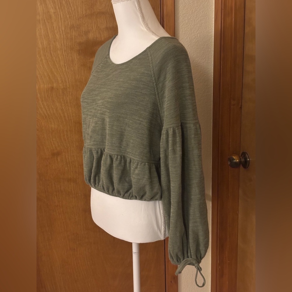 Aerie Endless Summer Cotton Blend Cropped Sweatshirt - Picture 3 of 10